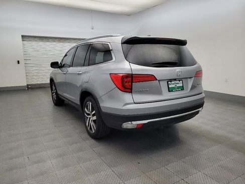 Used 2016 Honda Pilot Touring image 5