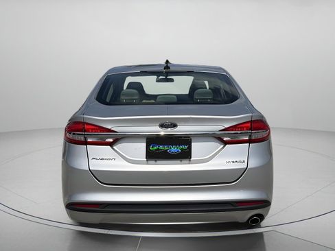 Used 2017 Ford Fusion S FWD image 4