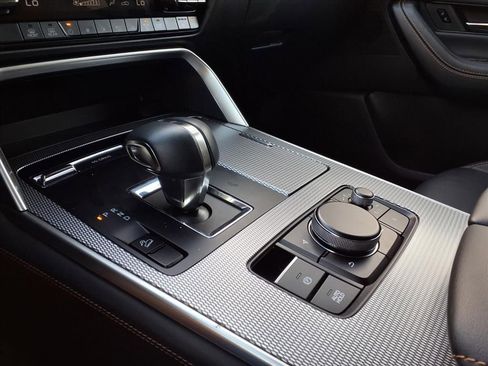 Certified 2025 MAZDA CX-90 3.3 Turbo w/ Preferred Package image 21