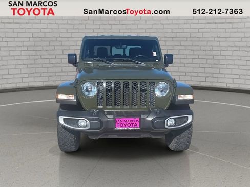 Used 2021 Jeep Gladiator Sport image 2