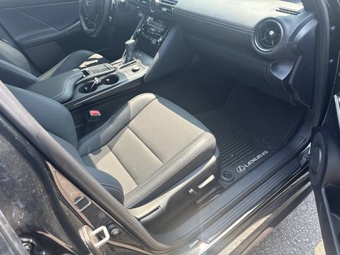 Used 2025 Lexus IS 350 F Sport RWD image 5