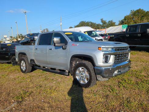 Used 2022 Chevrolet Silverado 2500 LTZ w/ LTZ Premium Package image 2