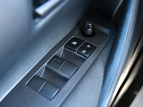 Used 2024 Toyota Corolla LE image 32