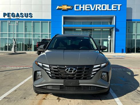 Used 2024 Hyundai Tucson SEL FWD image 8