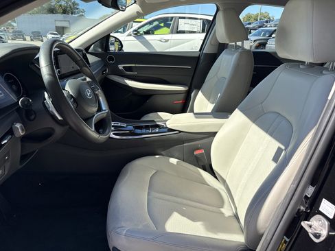 Used 2023 Hyundai Sonata Limited image 11