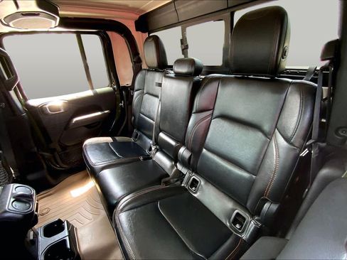 Used 2021 Jeep Gladiator Mojave AWD/4WD image 21