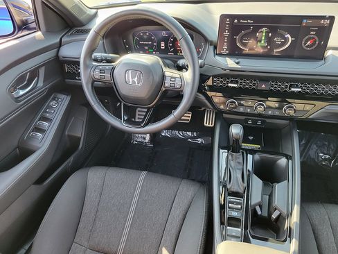 Certified 2025 Honda Accord Sport image 11