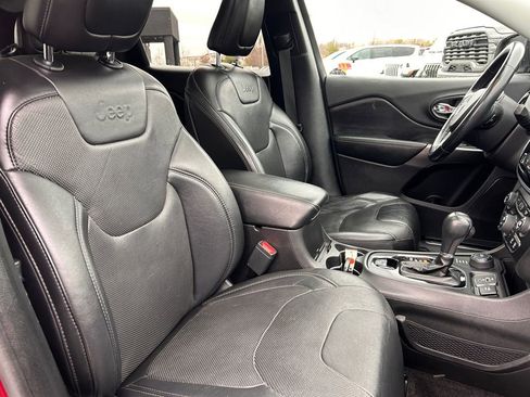 Certified 2019 Jeep Cherokee Limited image 22