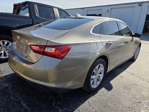 Used 2023 Chevrolet Malibu LT FWD image 3