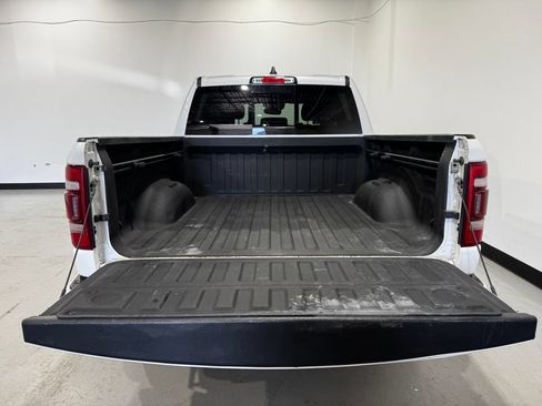 Used 2022 RAM 1500 Limited w/ Body-Colour Bumper Group AWD/4WD image 28