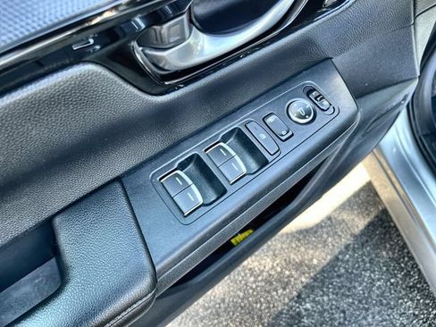 Used 2024 Honda CR-V EX-L image 17