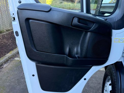 Used 2023 RAM ProMaster 2500 w/ Premium Convenience Group (B) image 16