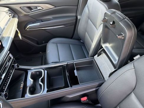 New 2026 Chevrolet Traverse LT w/ Midnight/Sport Edition image 22