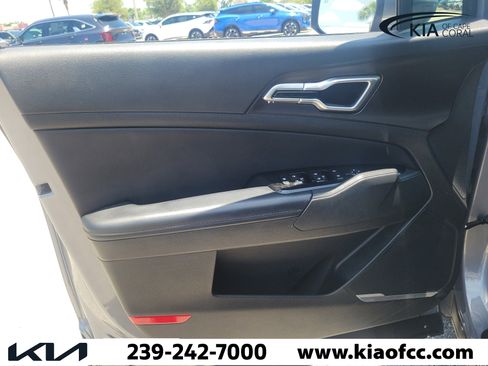 Certified 2023 Kia Sportage EX FWD image 24