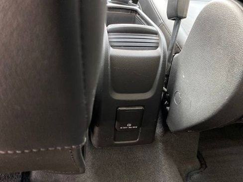 Certified 2017 Buick Encore Essence image 18