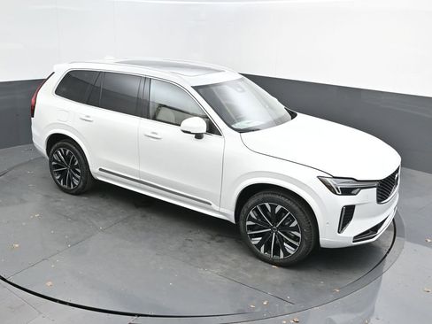 New 2026 Volvo XC90 B6 Plus AWD/4WD image 28