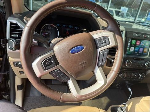 Used 2018 Ford F150 Lariat image 31