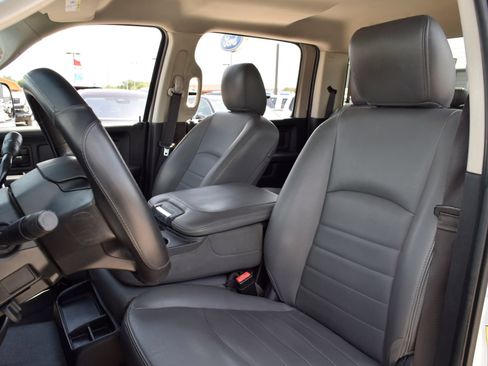 Used 2017 RAM 3500 Tradesman RWD image 14