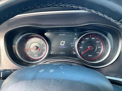 Used 2021 Dodge Charger SXT w/ Leather Interior Group image 17