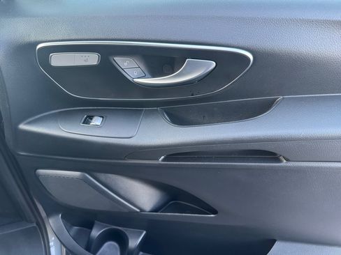 Certified 2023 Mercedes-Benz Metris Passenger image 32
