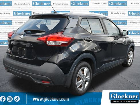 Used 2019 Nissan Kicks S FWD image 10