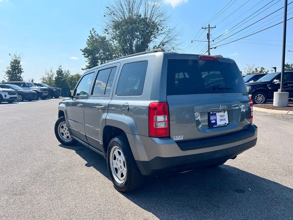 Used 2012 Jeep Patriot Sport w/ PWR Value Group FWD image 4