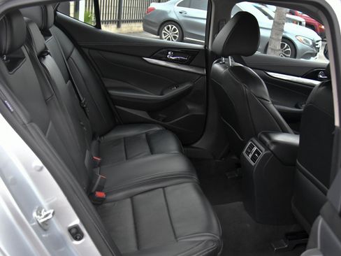 Used 2023 Nissan Maxima SV w/ Floor Mat Group image 39