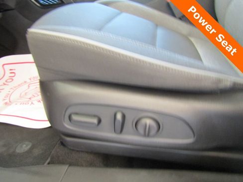 Used 2023 Chevrolet TrailBlazer LT FWD image 6