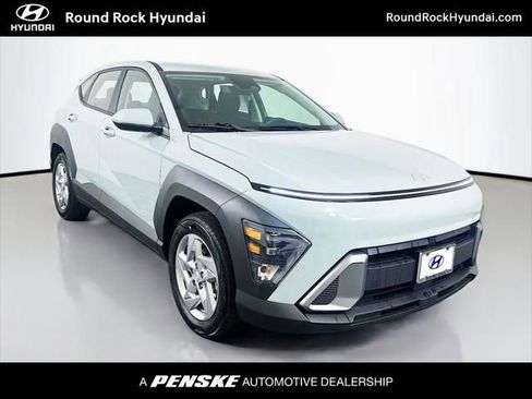 New 2026 Hyundai Kona SE image 1