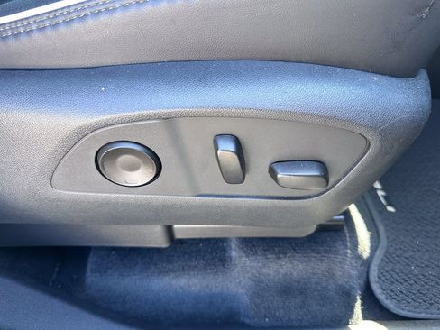 Used 2024 GMC Acadia Denali image 45