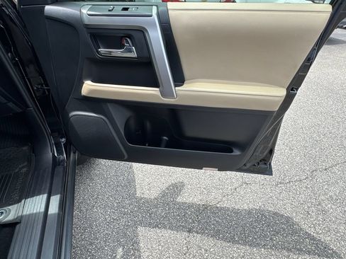 Used 2023 Toyota 4Runner SR5 Premium w/ Moonroof Package RWD image 14
