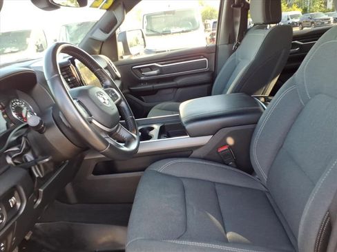 Used 2022 RAM 1500 Big Horn AWD/4WD image 11