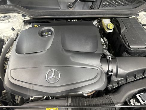 Used 2018 Mercedes-Benz GLA 250 4MATIC image 24