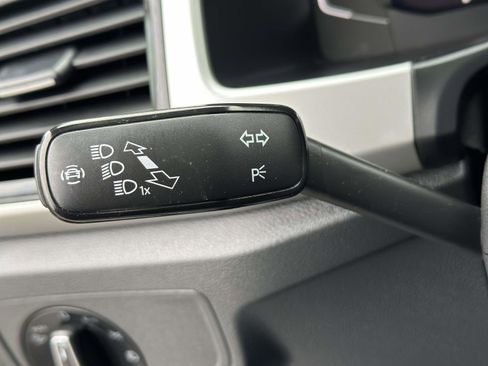 Used 2023 Volkswagen Atlas Cross Sport SEL image 16