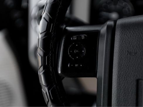 Used 2014 Ford F250 Lariat w/ Lariat Interior Package image 13