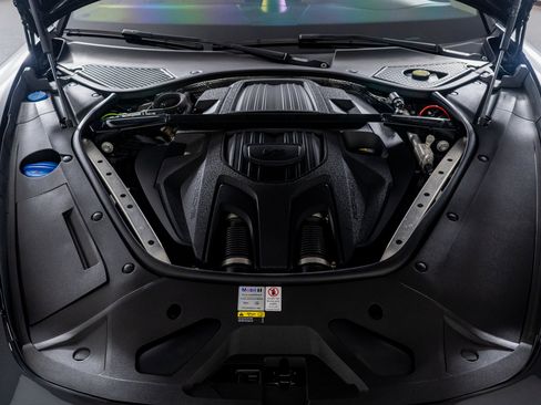 Used 2022 Porsche Panamera 4 Platinum Edition image 57