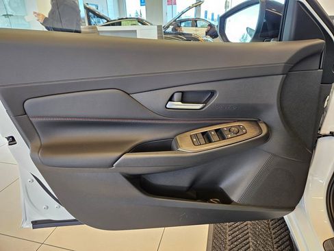 New 2026 Nissan Sentra SR w/ Floor Mat Package image 13