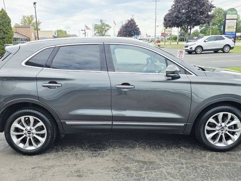 Used 2019 Lincoln MKC Select w/ MKC Climate Package AWD/4WD image 9