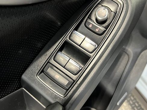 Used 2022 Subaru Crosstrek 2.5i Limited w/ Moonroof Package 2 image 25