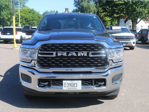 Used 2022 RAM 3500 Big Horn AWD/4WD image 12