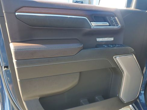 Used 2024 GMC Sierra 1500 Denali w/ Technology Package AWD/4WD image 21