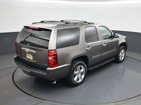 Used 2012 Chevrolet Tahoe LTZ AWD/4WD image 18