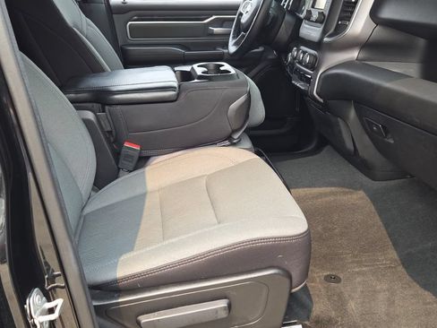 Used 2022 RAM 1500 Big Horn AWD/4WD image 5