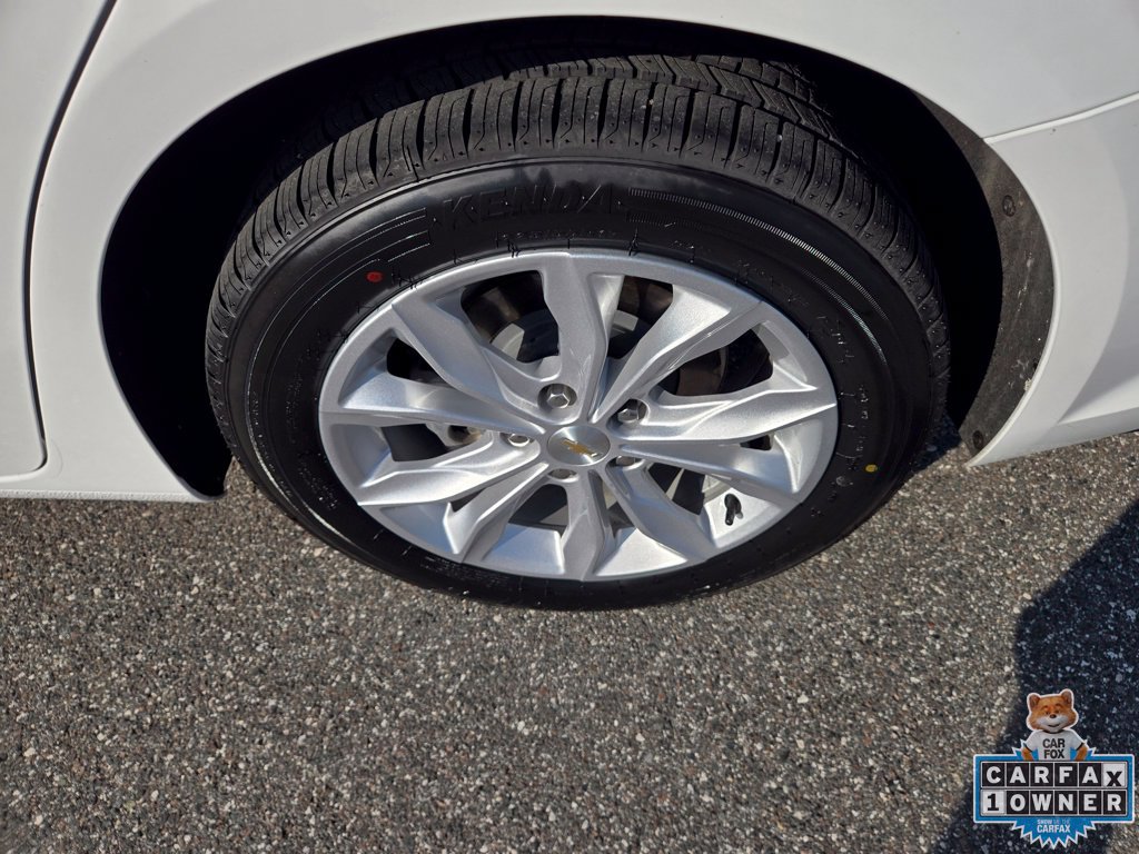Used 2025 Chevrolet Malibu LT FWD image 12