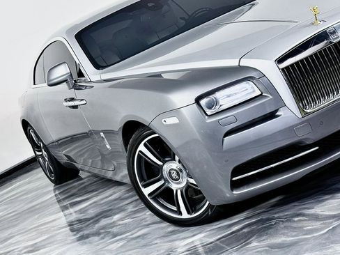 Used 2015 Rolls-Royce Wraith image 7