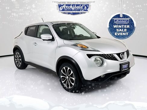 Used 2017 Nissan Juke SL image 1