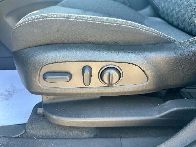 Used 2024 Chevrolet Equinox LT w/ LPO, Floor Liner Package FWD image 46