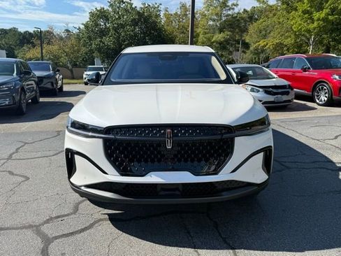 New 2025 Lincoln Nautilus Premier w/ Jet Appearance Package image 14