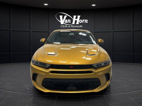 Used 2024 Dodge Hornet GT image 2