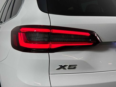 Used 2022 BMW X5 xDrive40i image 31